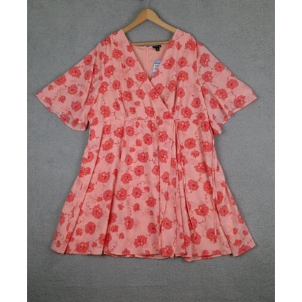 NWT Torrid Peach Georgette Size 26 Floral Faux Wrap Dress